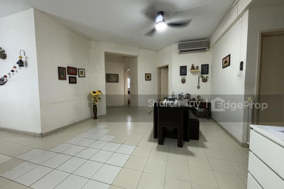 MANDARIN GARDENS Apartment / Condo | Listing