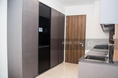 DAINTREE RESIDENCE Apartment / Condo | Listing