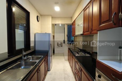 ROSEWOOD Apartment / Condo | Listing