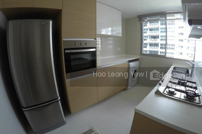 SEA ESTA Apartment / Condo | Listing