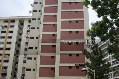 10 PINE CLOSE HDB | Listing