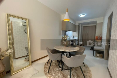 WATERFRONT GOLD Apartment / Condo | Listing