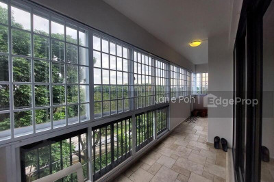 LAGUNA PARK Apartment / Condo | Listing