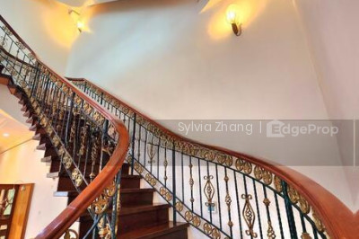 KEMBANGAN VILLAS Landed | Listing