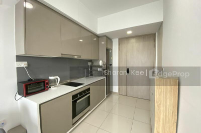 J GATEWAY Apartment / Condo | Listing