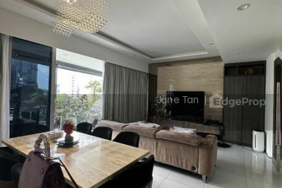 HALLMARK RESIDENCES Apartment / Condo | Listing