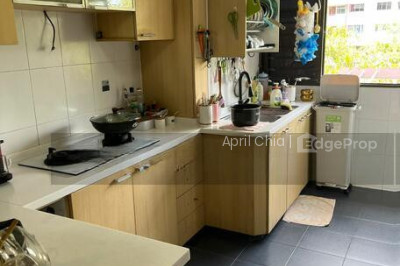 608 ANG MO KIO AVENUE 5 HDB | Listing