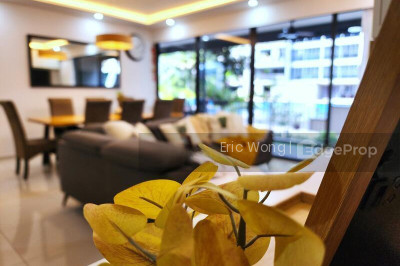 SKYPARK RESIDENCES Apartment / Condo | Listing