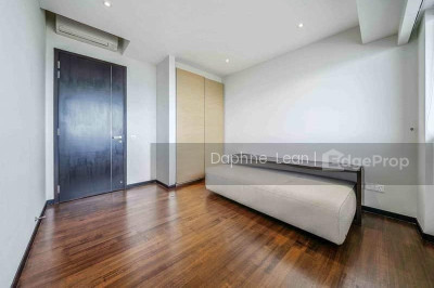 MARINA BAY RESIDENCES Apartment / Condo | Listing