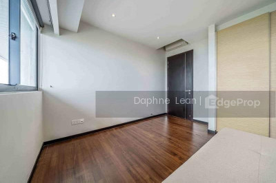 MARINA BAY RESIDENCES Apartment / Condo | Listing