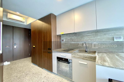 ONE PEARL BANK Apartment / Condo | Listing