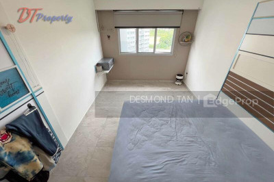 104A CANBERRA STREET HDB | Listing