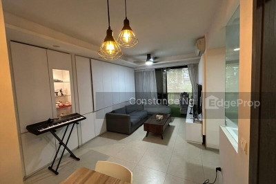 INZ RESIDENCE Apartment / Condo | Listing