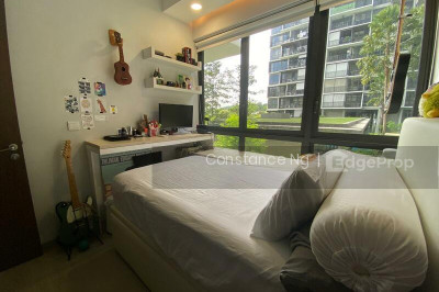 INZ RESIDENCE Apartment / Condo | Listing