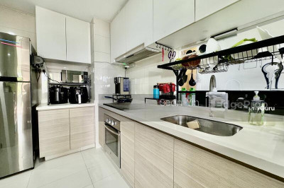 AUSTVILLE RESIDENCES Apartment / Condo | Listing