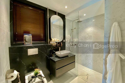 ONE BERNAM Apartment / Condo | Listing