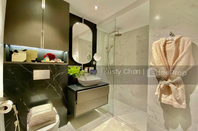 ONE BERNAM Apartment / Condo | Listing