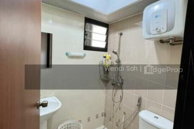 221C BEDOK CENTRAL HDB | Listing