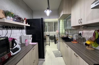 317B YISHUN GREENWALK HDB | Listing