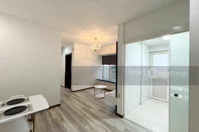 3 @ SANDILANDS Apartment / Condo | Listing