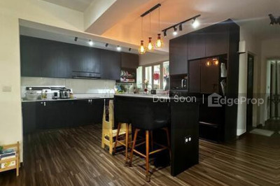 323B SUMANG WALK HDB | Listing