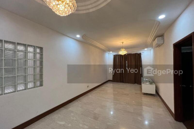 SELETARIS Apartment / Condo | Listing