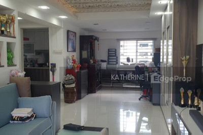 577 HOUGANG AVENUE 4 HDB | Listing