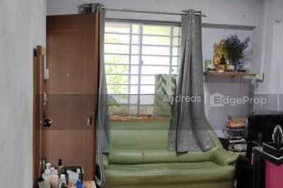 242 TAMPINES STREET 21 HDB | Listing