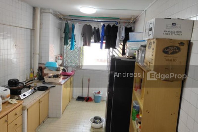 242 TAMPINES STREET 21 HDB | Listing