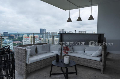 CENTENNIA SUITES Apartment / Condo | Listing