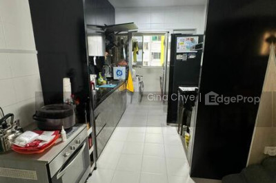 523D TAMPINES CENTRAL 7 HDB | Listing