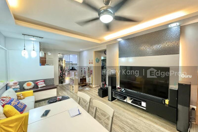 211B COMPASSVALE LANE HDB | Listing