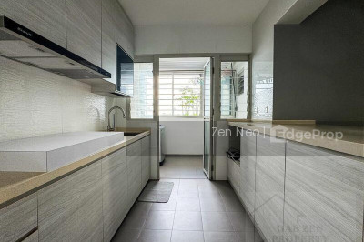 325B SUMANG WALK HDB | Listing