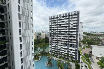 THE TRE VER Apartment / Condo | Listing