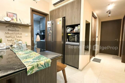 INZ RESIDENCE Apartment / Condo | Listing