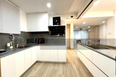 SIGLAP LODGE Apartment / Condo | Listing