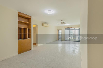 EMERALD PARK Apartment / Condo | Listing