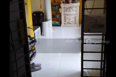 850 WOODLANDS STREET 82 HDB | Listing