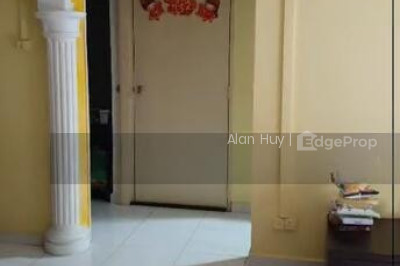 850 WOODLANDS STREET 82 HDB | Listing