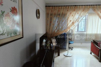 104 JALAN RAJAH HDB | Listing