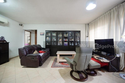 319 JURONG EAST STREET 31 HDB | Listing