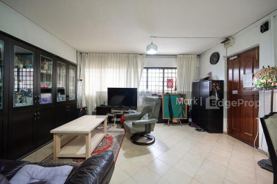 319 JURONG EAST STREET 31 HDB | Listing