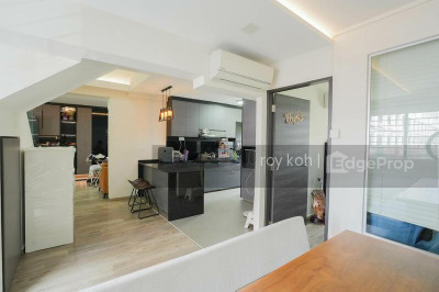 726 JURONG WEST AVENUE 5 HDB | Listing