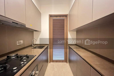 DAINTREE RESIDENCE Apartment / Condo | Listing