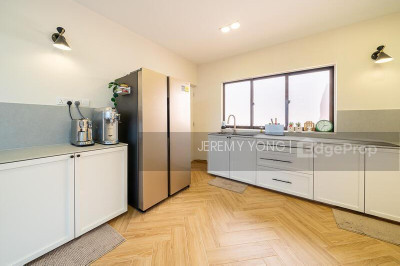 AFFLUENCE COURT Apartment / Condo | Listing