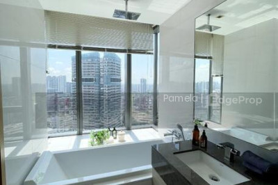 CONCOURSE SKYLINE Apartment / Condo | Listing