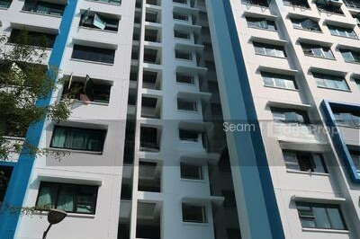 335A YISHUN RIVERWALK HDB | Listing