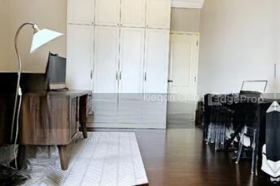 THE SUMMIT Apartment / Condo | Listing