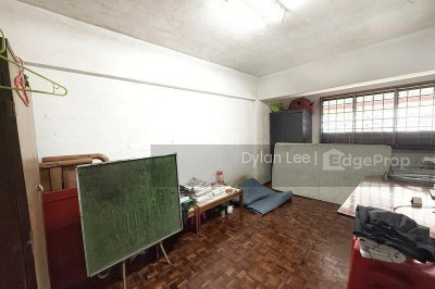 327 ANG MO KIO AVENUE 3 HDB | Listing