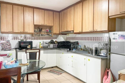 559 HOUGANG STREET 51 HDB | Listing